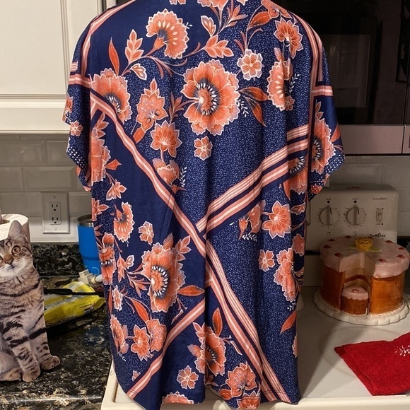 G Gloria Vanderbilt floral casual stretch cap sleeve plus size top size 3X - Picture 3 of 4